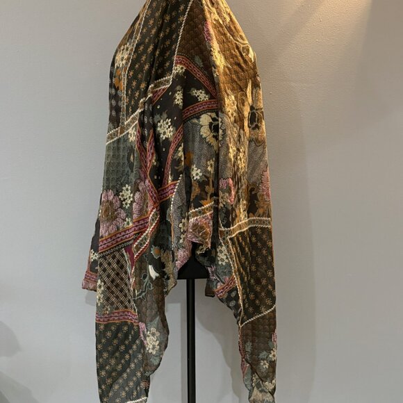 Long lightweight scarf - Picture 3 of 6